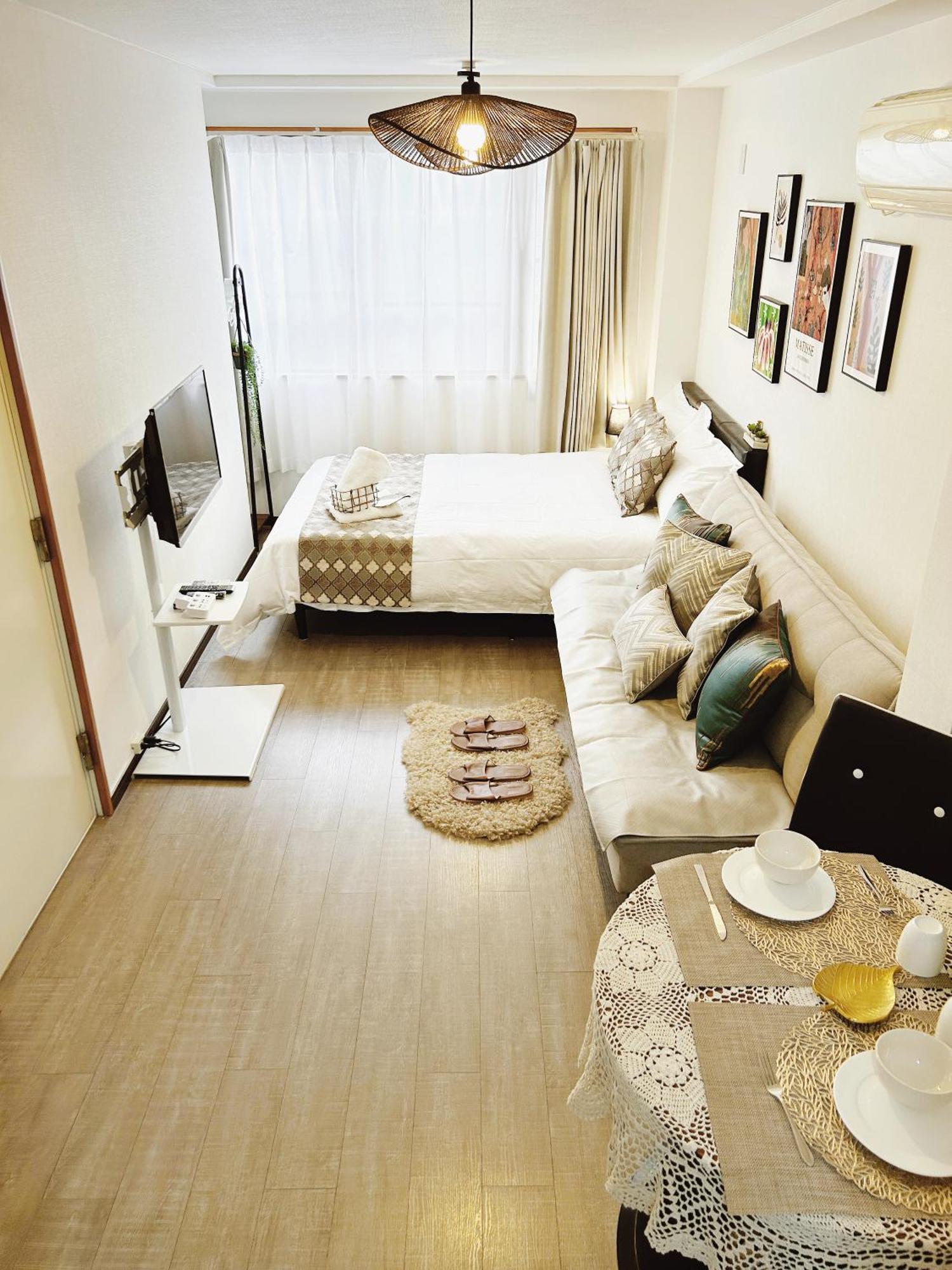Louis House: Ueno Oasis Near Yamanote Line Tóquio