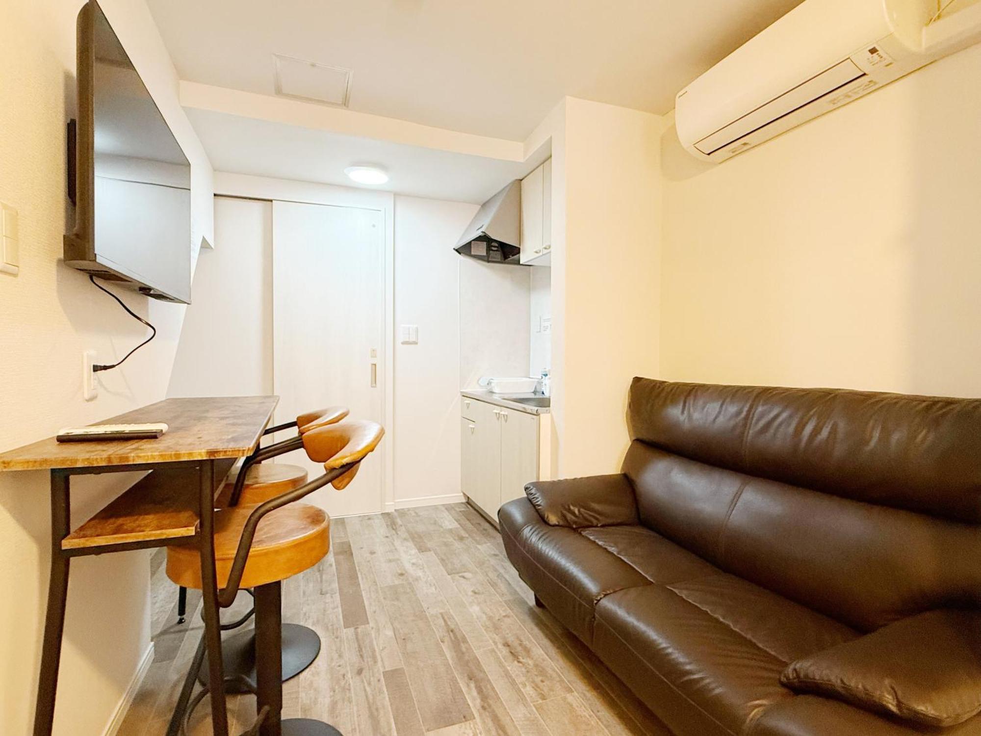 Louis House In Ueno Area Close To Jr Yamanote Line & Metro Ginza Line Walk To Ueno Park And Ameyoko Apartemen Tokyo
